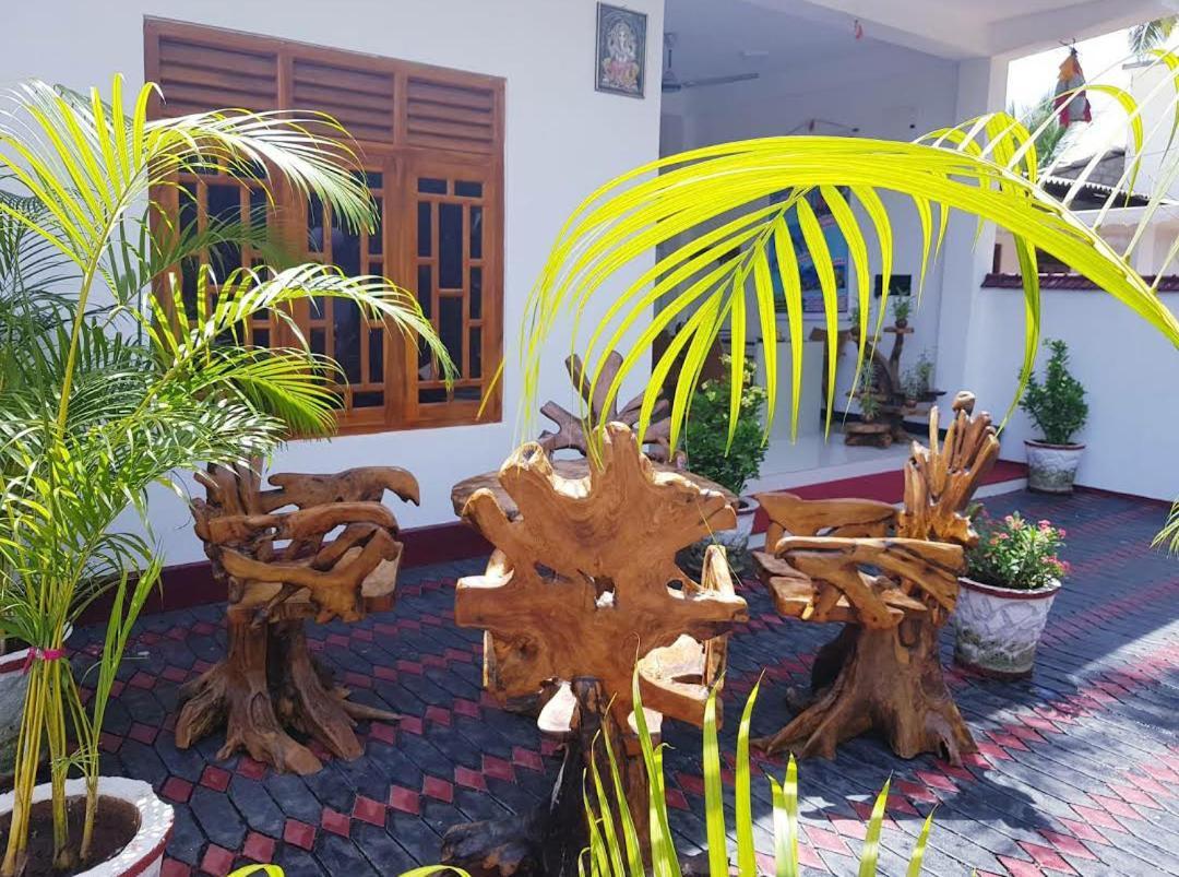 Hilton Cottage Trincomalee Exterior photo